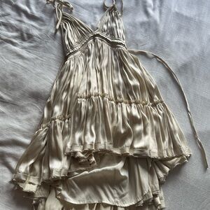 Elegant Cream Sleeveless Dress